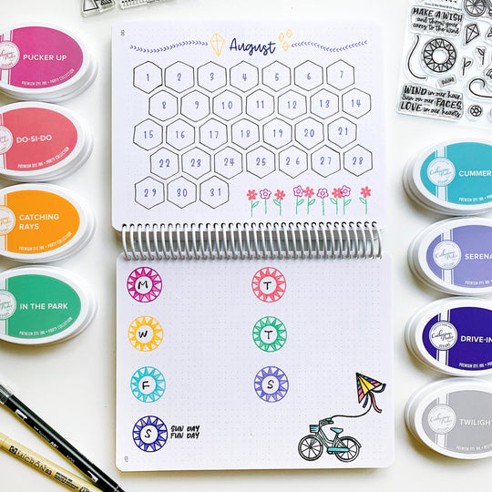 august calendar in bullet journal