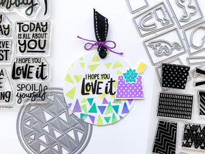 Party print circle tag with sentiment